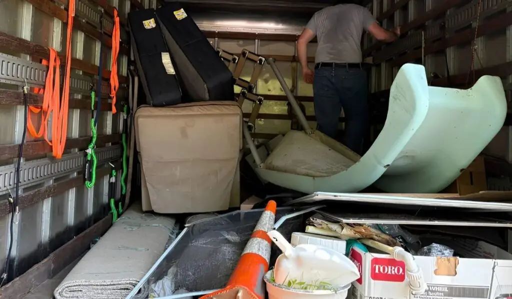 junk removal cost