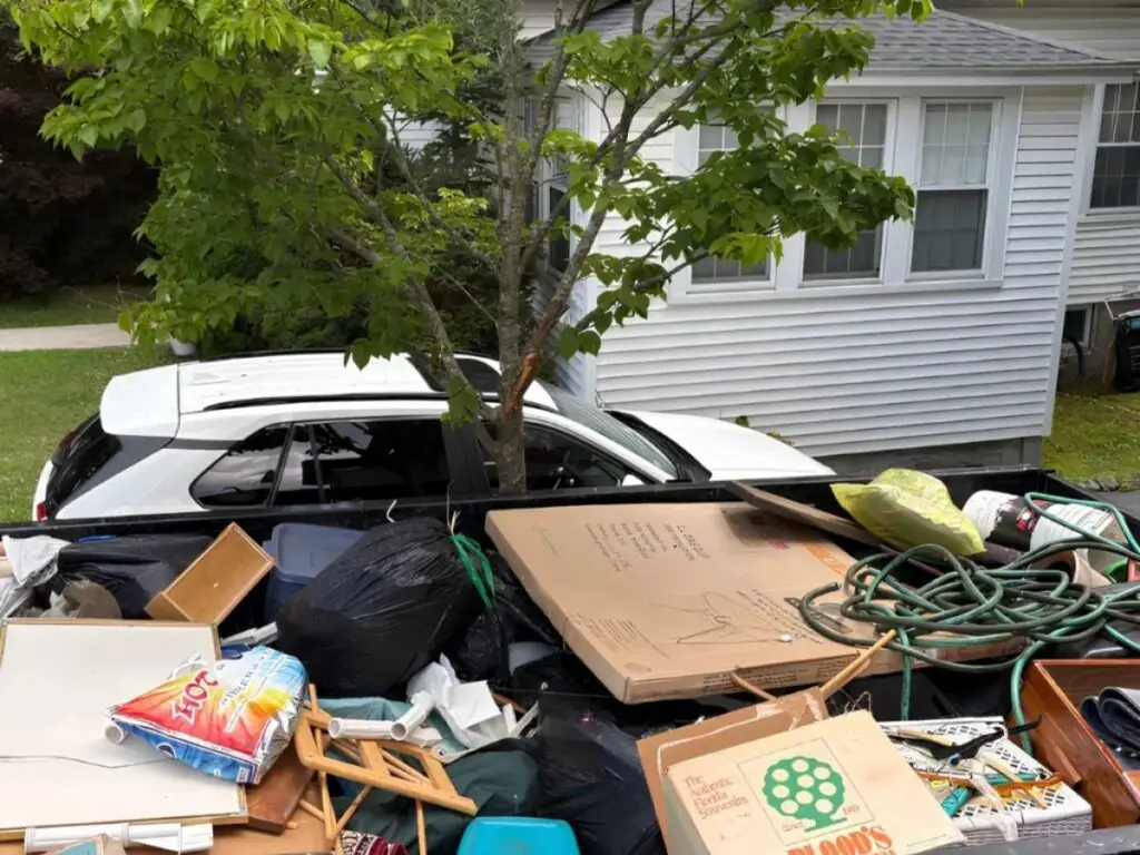 junk removal in Massachusetts
